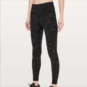 Lululemon Wunder unders black/gray CAMO!!!